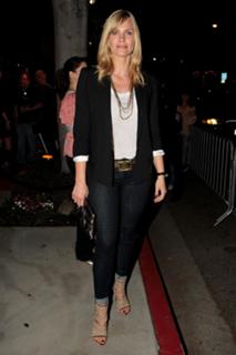 Natasha Henstridge feet photo thumbnail