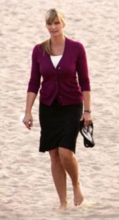 Natasha Henstridge feet photo thumbnail