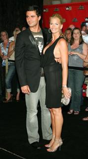 Natasha Henstridge feet photo thumbnail
