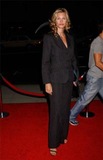 Natasha Henstridge feet photo thumbnail
