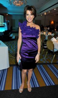 Natasha Kaplinsky feet photo 16
