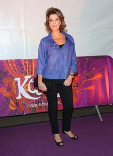 Natasha Kaplinsky feet photo 3