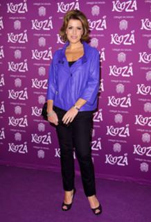Natasha Kaplinsky feet photo 20