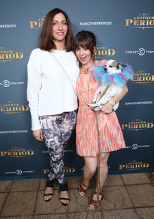 Natasha Leggero feet photo thumbnail