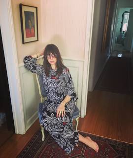 Natasha Leggero feet photo thumbnail