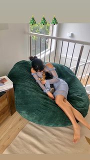Natasha Liu Bordizzo feet photo thumbnail