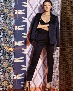 Natasha Liu Bordizzo feet photo thumbnail