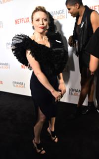 Natasha Lyonne feet photo thumbnail