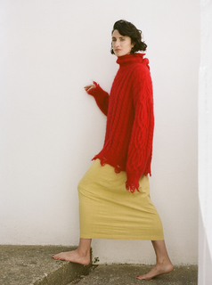 Natasha O'Keeffe feet photo 5