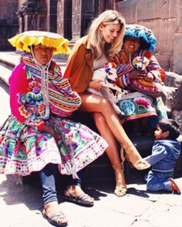 Natasha Oakley feet photo thumbnail