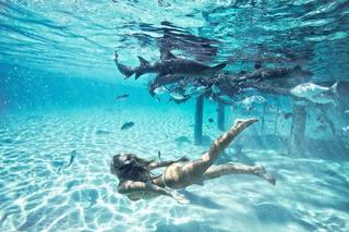 Natasha Oakley feet photo thumbnail