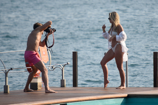 Natasha Oakley feet photo thumbnail