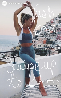 Natasha Oakley feet photo thumbnail