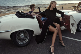 Natasha Oakley feet photo thumbnail