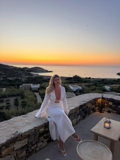 Natasha Oakley feet photo thumbnail