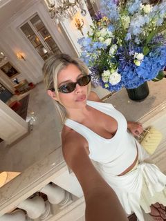 Natasha Oakley feet photo 1