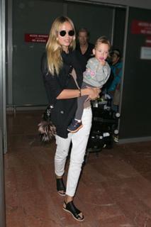 Natasha Poly feet photo 1