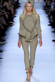 Natasha Poly feet photo 2