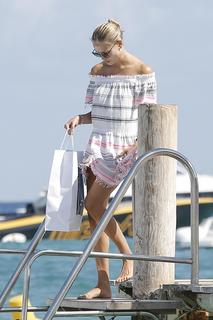 Natasha Poly feet photo 6
