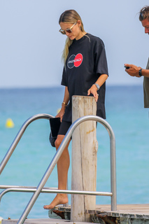 Natasha Poly feet photo 14