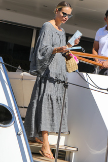 Natasha Poly feet photo 1