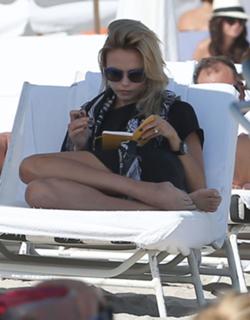 Natasha Poly feet photo 6