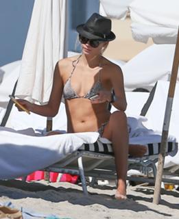 Natasha Poly feet photo 16