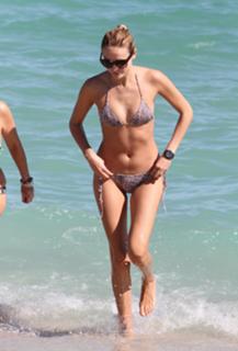 Natasha Poly feet photo 5