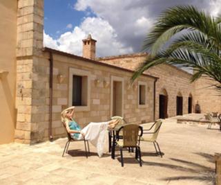 Natasha Stefanenko feet photo thumbnail