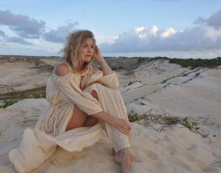 Natasha Stefanenko feet photo thumbnail