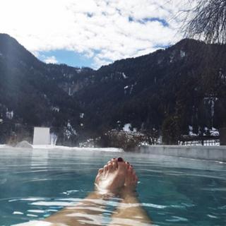 Natasha Stefanenko feet photo thumbnail