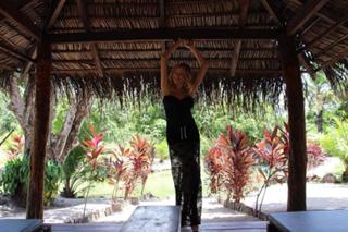 Natasha Stefanenko feet photo thumbnail