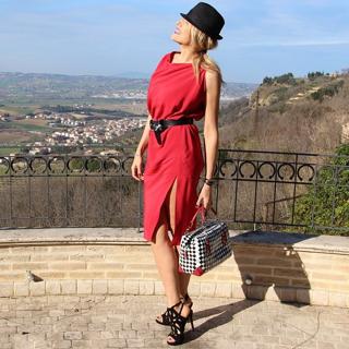 Natasha Stefanenko feet photo thumbnail