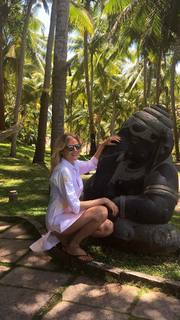 Natasha Stefanenko feet photo thumbnail