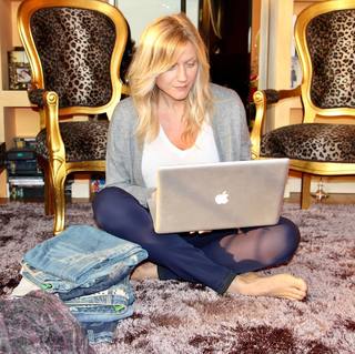 Natasha Stefanenko feet photo thumbnail