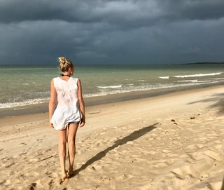 Natasha Stefanenko feet photo thumbnail