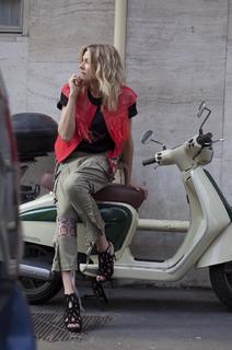 Natasha Stefanenko feet photo thumbnail