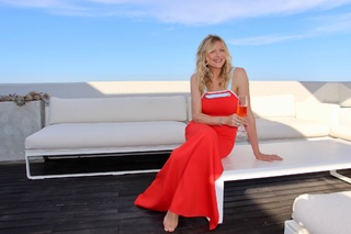 Natasha Stefanenko feet photo thumbnail