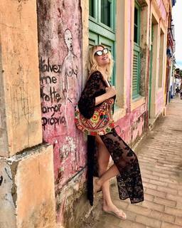 Natasha Stefanenko feet photo thumbnail