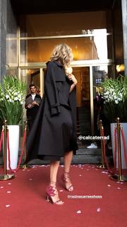 Natasha Stefanenko feet photo thumbnail