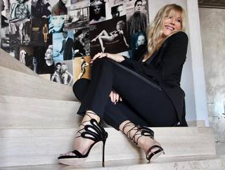 Natasha Stefanenko feet photo thumbnail