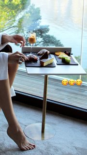 Natasha Stefanenko feet photo thumbnail