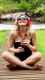 Natasha Stefanenko feet photo thumbnail