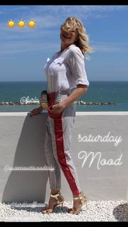 Natasha Stefanenko feet photo thumbnail