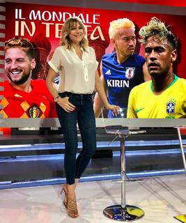 Natasha Stefanenko feet photo thumbnail