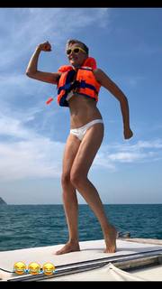 Natasha Stefanenko feet photo thumbnail