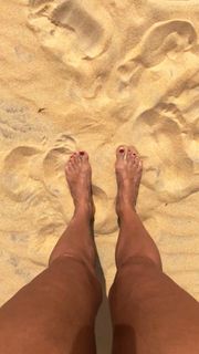 Natasha Stefanenko feet photo thumbnail