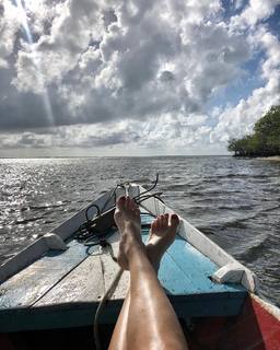 Natasha Stefanenko feet photo thumbnail