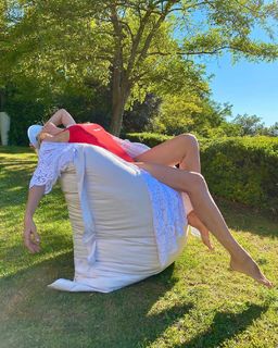 Natasha Stefanenko feet photo thumbnail