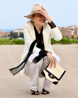 Natasha Stefanenko feet photo thumbnail